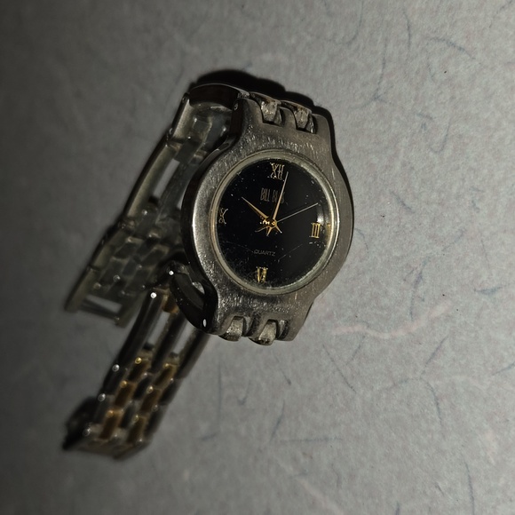 Bill Blass women's watch two tone - Picture 4 of 5